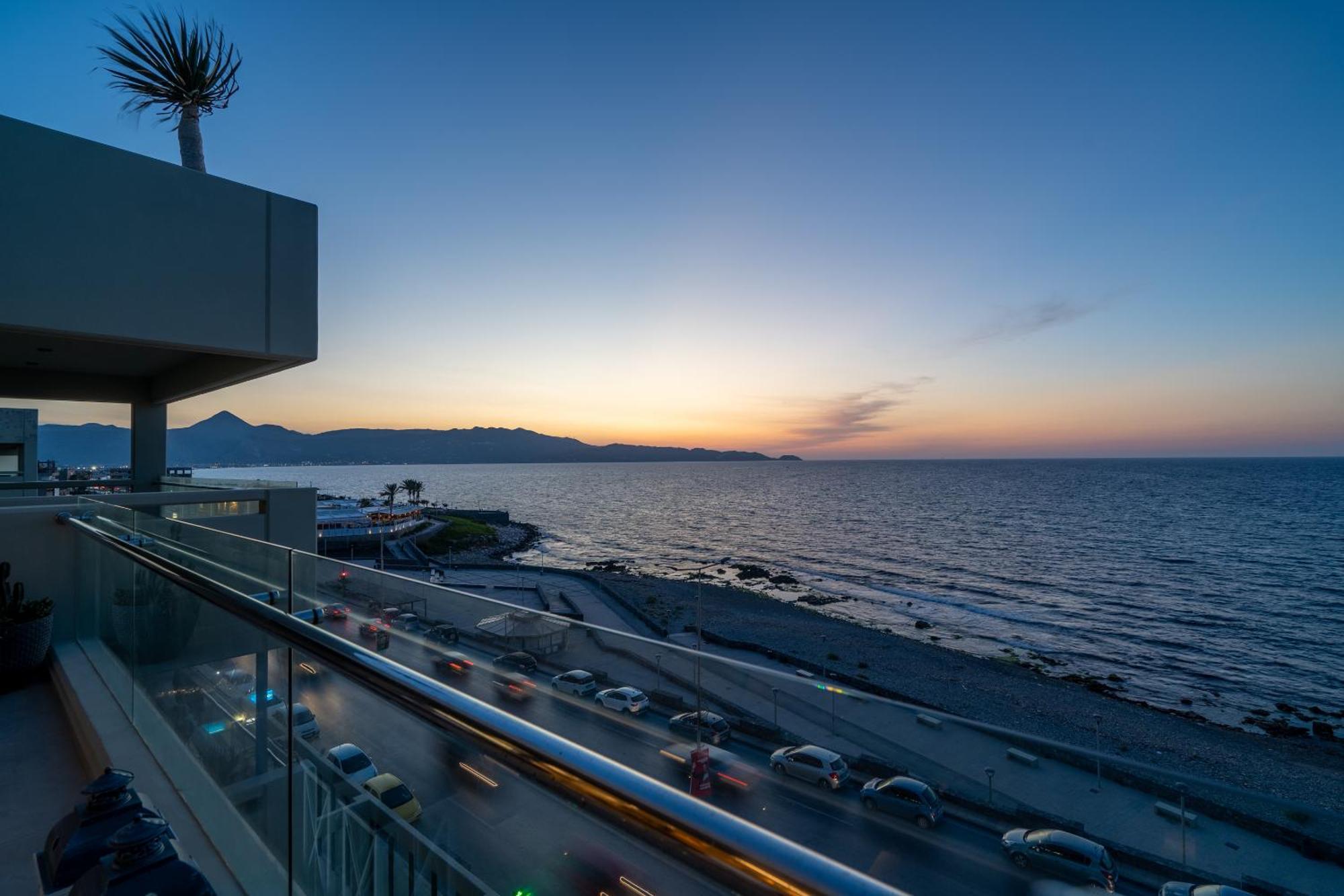 C.P. Luxury Suite Iraklio Eksteriør billede