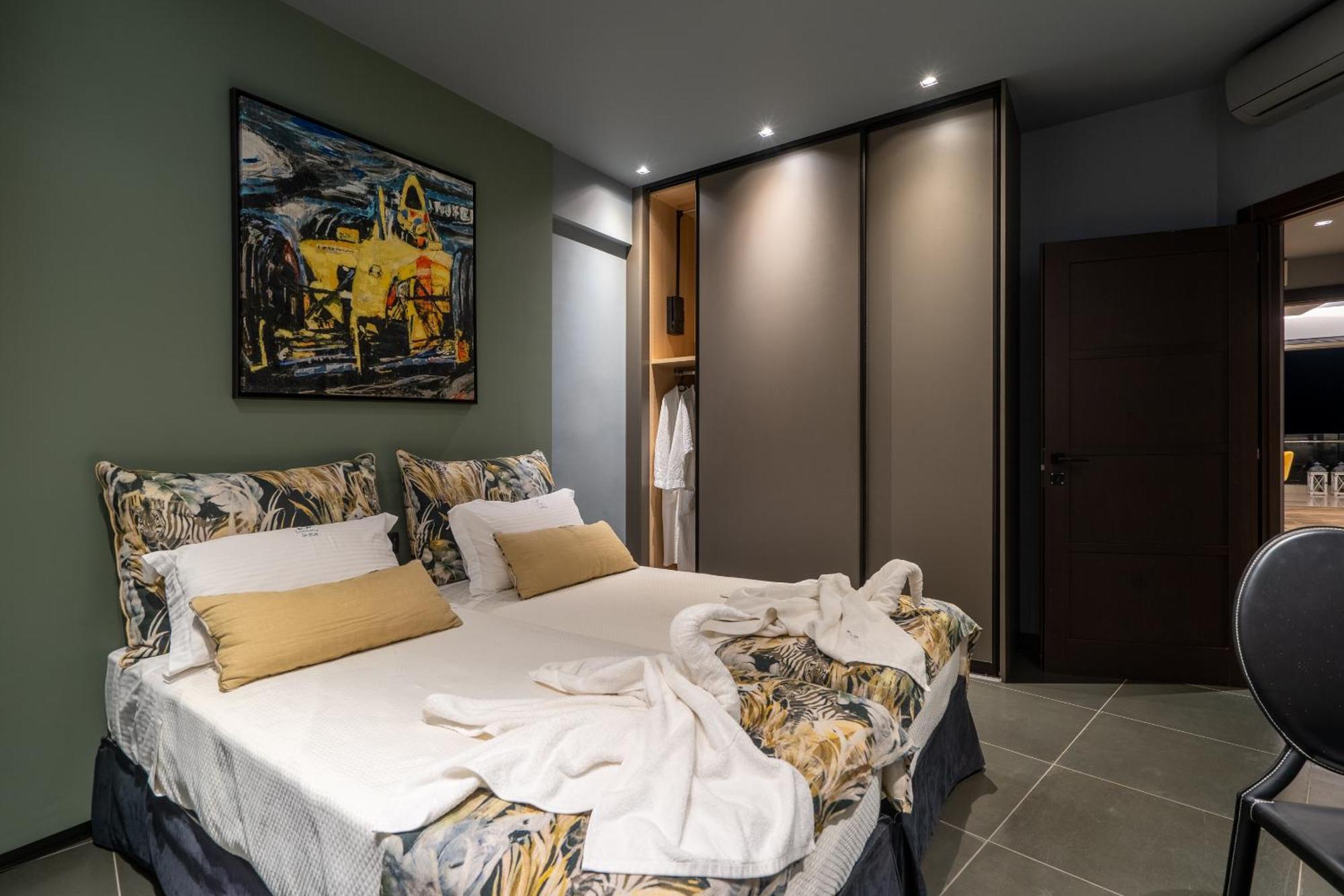 C.P. Luxury Suite Iraklio Eksteriør billede